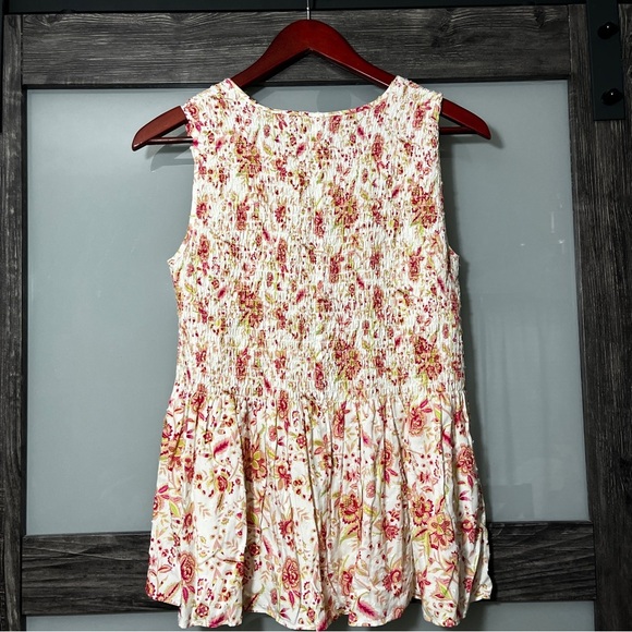 Rose & Olive Smocked Floral Sleeveless Blouse Pink & Yellow Peplum Medium Fairy - Picture 2 of 7